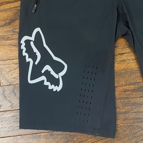 Fox Defend Riding Shorts - Picture 4 of 8